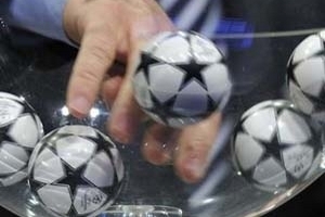 M.U dễ thở, Milan đối đầu Barca, Real đụng Juventus