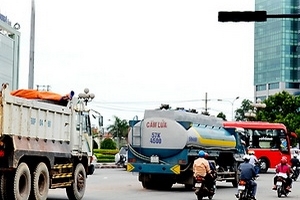 Khởi công xây cầu vượt bằng thép ở ngã tư Vũng Tàu