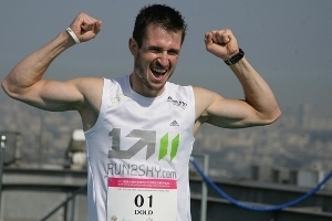 Thomas Dold sẽ chinh phục tòa nhà cao nhất Hà Nội