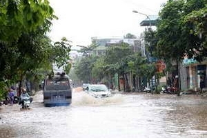 Hai người chết do bị lũ suối cuốn trôi ở tỉnh Lạng Sơn