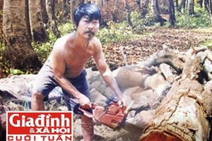 Chuyện tình kì dị của "dị nhân" Sài thành thích cởi trần trong lễ cưới vợ