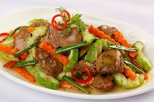 Gan gà xào chua ngọt