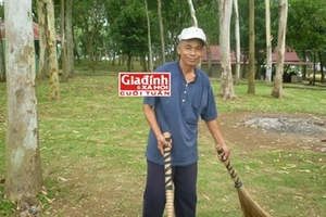 Chuyện về cụ ông bỏ phố ra đảo sống cảnh Robinson làm bạn với chim ó