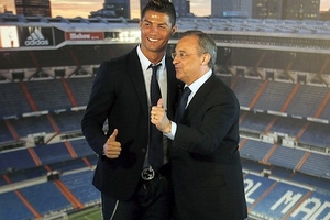 Tranh cãi về mức lương mới của Cristiano Ronaldo