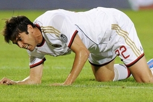 Kaka "chê" lương cho đến khi hồi phục chấn thương