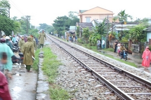 Thừa Thiên - Huế: Băng qua đường sắt, 1người chết thảm