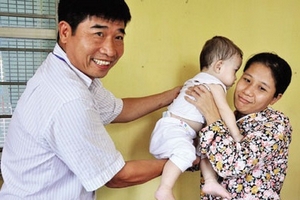 Cuộc đời đầy nước mắt của người mẹ bỏ con ở bến xe Giáp Bát