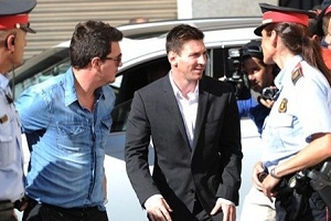 Cha con Messi ra tòa điều trần về cáo buộc trốn thuế
