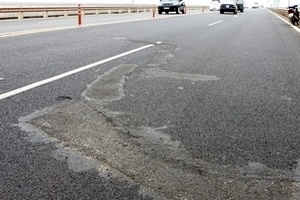 Tiếp tục sử dụng vật liệu Mỹ để sửa cầu Thăng Long