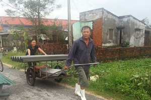 Bão số 10 gây thiệt hại nặng nề