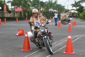 Không hạn chế đối tượng được thi bằng lái xe A2