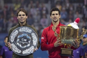 Djokovic vùi dập Nadal ở trận "đại chiến" trao ngôi