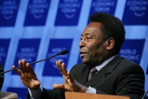 Vua bóng đá Pele bị cháu nội kiện đòi tiền trợ cấp