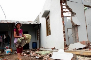 Lâm Đồng: Nứt đất bất thường "xé" nhiều nhà dân