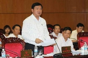 Cần làm rõ nguồn vốn đầu tư xây đường Hồ Chí Minh