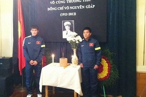 Viếng Đại tướng, Việt Nam hứa đánh bại Uzbekistan