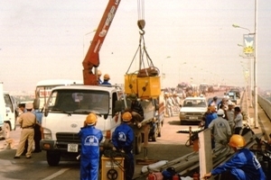 Kinh phí "vá" mặt cầu Thăng Long là hơn 28 tỷ đồng