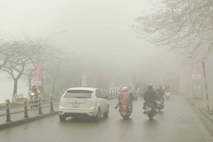 Không khí lạnh suy yếu, Bắc bộ xuất hiện sương mù