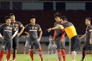 Ông Hoàng Văn Phúc vẫn chỉ đạo U23 Việt Nam tập