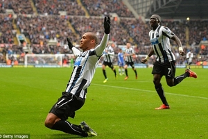 Bộ đôi người Pháp giúp Newcastle đánh bại Chelsea