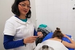 Nữ bác sỹ Việt Nam chữa nhiều bệnh nan y tại Hungary