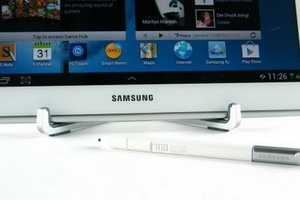 Hãng Samsung tiếp tục theo đuổi xu hướng tablet khủng