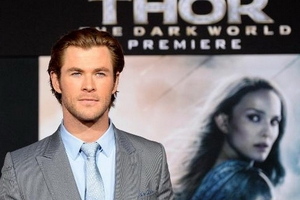 “Thor 2” thu 327 triệu USD trên toàn cầu chỉ sau 2 tuần