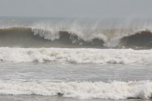 Áp thấp có khả năng mạnh lên thành bão