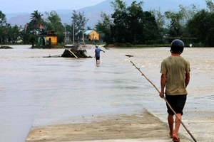 Nam Trung bộ và Tây nguyên: Đớn đau lũ lịch sử
