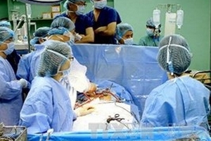 Cứu sống một bệnh nhân bị vật nhọn đâm thủng tim