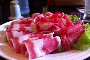 Vi phạm về an toàn thực phẩm phạt đến 200 triệu đồng