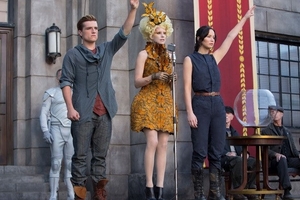 Bom tấn "Catching Fire" lập kỷ lục ngay tuần đầu ra rạp