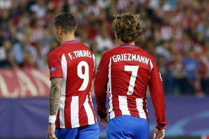 Atletico chính thức bị cấm chuyển nhượng, MU gặp khó khăn vụ Griezmann