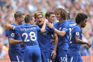 Tottenham 1-2 Chelsea: Sàn diễn Wembley gọi tên Marcos Alonso