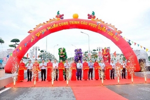 Hải Phòng: Khánh thành cầu vượt sông thi công trong thời gian ngắn nhất.