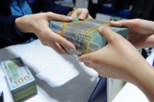 Tỷ giá ngoại tệ ngày 16/5: USD thế giới giảm nhanh