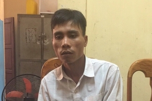 Phó chỉ huy quân sự xã bóp cổ bà lão 71 tuổi để cướp tiền