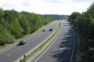 Vì sao đường bộ cao tốc Bắc - Nam chưa được Quốc hội xem xét?