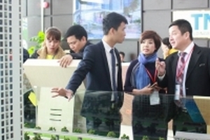 Doanh nghiệp bất động sản, ngân hàng đua nhau ra đời