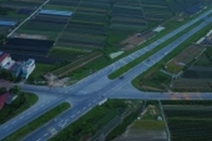 Những cạm bẫy chết người trên con đường 2.300 tỷ đồng ở Hà Nội