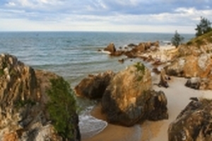 Mùa hè của tuổi trẻ là phải một lần đặt chân tới Bãi Đá Nhảy Quảng Bình