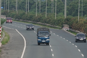 Đề xuất đầu tư 50.000 tỷ đồng xây dựng cao tốc Hòa Bình - Sơn La