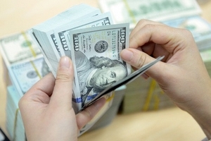 Thị trường trong nước ngày 6/7: Vàng SJC đi ngang, USD tại NHTM rục rịch tăng giá