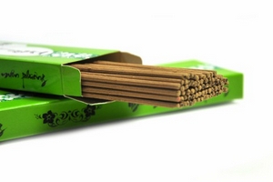 9x kiếm triệu USD từ kinh doanh nhang sạch