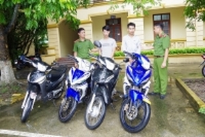 Hà Nam: Bắt giữ 2 thanh niên 9X trộm xe máy