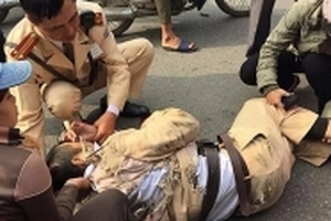 Chống đối CSGT ngày càng nghiêm trọng: Nguyên nhân vì đâu?