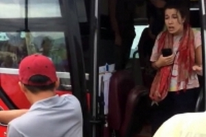 Người quay clip phụ xe đuổi khách: ‘Không có chuyện nhổ nước bọt’