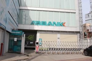 Sổ đỏ giả lọt cửa ngân hàng, hơn 80 tỉ bị chiếm đoạt