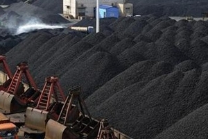 Bức tranh tương phản giữa hai nước nhập khẩu than lớn nhất thế giới