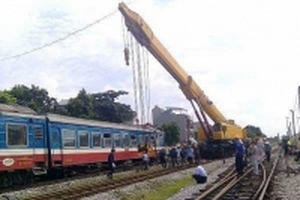 Hà Nội: Tàu trật bánh liên tiếp, chưa rõ nguyên nhân